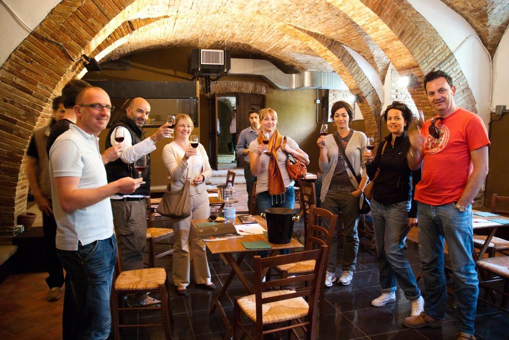 Podere Schioppello Casale Con Appartamenti Privati Cibottola 外观 照片